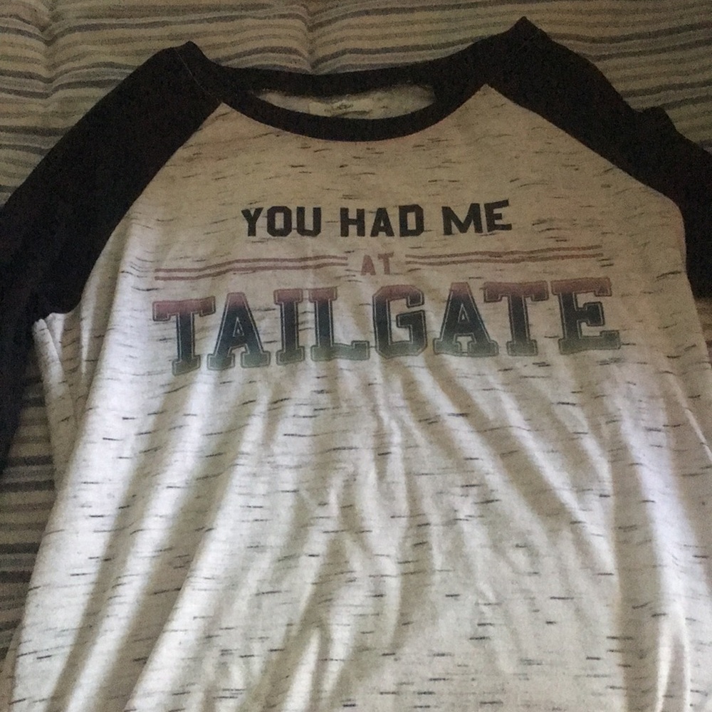 Maurice’s Graphic-T